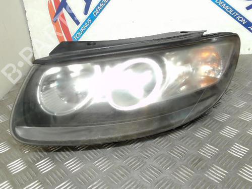 Left headlight HYUNDAI SANTA FÉ II (CM) 2.2 CRDi 4x4 | BP21739396C28 