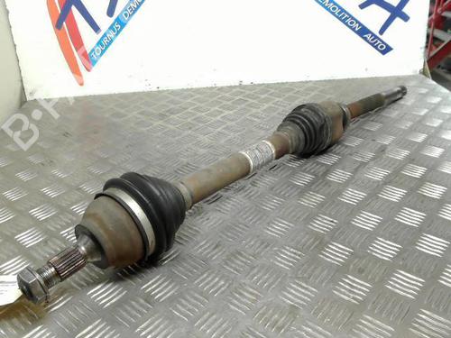 Right front driveshaft PEUGEOT 208 I (CA_, CC_) 1.6 BlueHDi 100 | BP21749857M39 