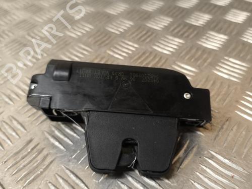 Used Tailgate lock CITROËN C3 I (FC_, FN_) 1.4 i (73 hp) 21733404