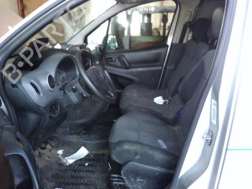 Washer pump CITROËN BERLINGO Box Body/MPV (B9) 1.6 BlueHDi 100 | BP21737940E24