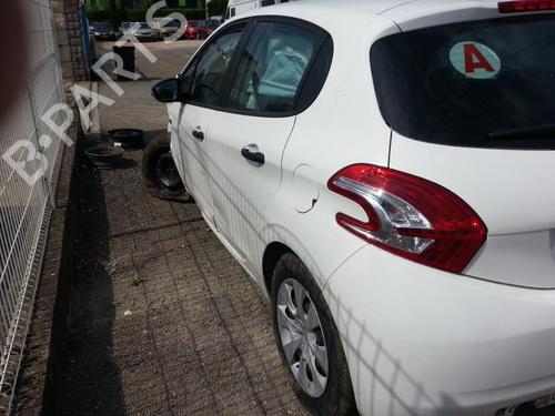 Steering column stalk PEUGEOT 208 I (CA_, CC_) 1.0 VTi | BP19899346I23 