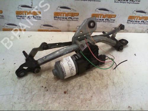 Used Front wiper motor RENAULT TWINGO II (CN0_) 1.5 dCi 75 (75 hp) 20173690