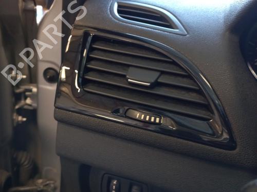 Luftventil RENAULT MEGANE III Hatchback (BZ0/1_, B3_) 1.5 dCi (BZ09, BZ0D, BZ1W, BZ29, BZ14) (110 hp) 27276358