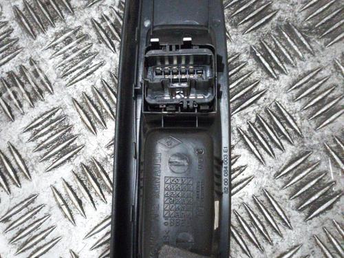 Used Left front window switch RENAULT CLIO III (BR0/1, CR0/1) [2005-2014]  19889984