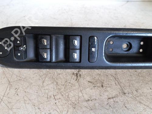 Used Left front window switch Left front window switch PEUGEOT 407 (6D_) 2.0 HDi (6DRHRH) (140 hp) 19898242 19898242