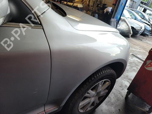 Forkjerm høyre VW TOUAREG (7LA, 7L6, 7L7) 3.0 V6 TDI (225 hp) 22234568