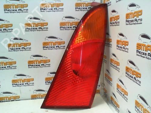 Achterlicht links FORD FOCUS I (DAW, DBW) [1998-2009]  19884792