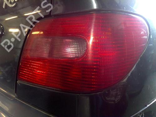 Used Right taillight CITROËN XSARA (N1) 1.6 16V (109 hp) 19893915