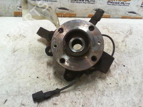 Used Left front steering knuckle Left front steering knuckle DACIA LOGAN (LS_) 1.5 dCi (LS04) (75 hp) 21976046 21976046
