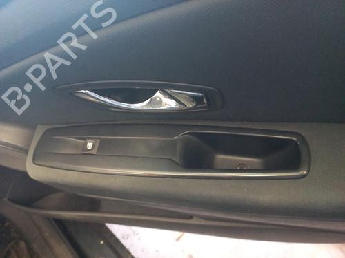 Used Right front window switch Right front window switch RENAULT MEGANE III Hatchback (BZ0/1_, B3_) 1.5 dCi (BZ09, BZ0D, BZ1W, BZ29, BZ14) (110 hp) 28471284 28471284