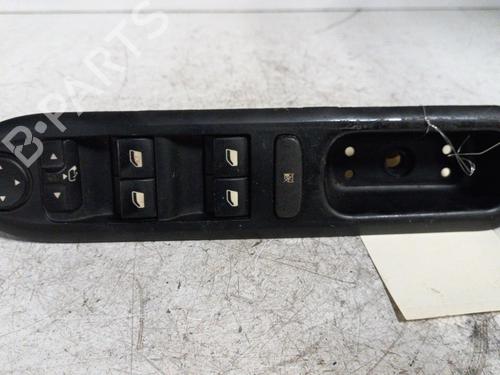 Left front window switch PEUGEOT 407 SW (6E_, 6D_) 2.0 HDi 135 | BP19897570I27 