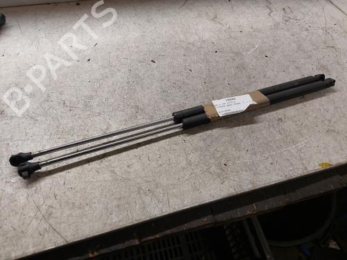 Used Tailgate lift support CITROËN SAXO (S0, S1) 1.1 X, SX (60 hp) 21266559