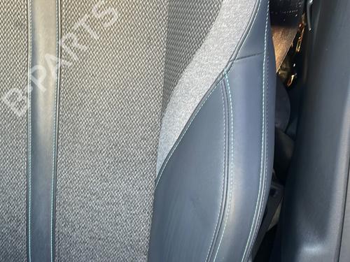 Left front seat PEUGEOT 308 III (FB_, FH_, FP_, F3_, FM_) PureTech 130 (FPHNSL, FPHNST) | BP27496484C15