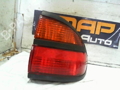 Højre baglygte RENAULT LAGUNA I (B56_, 556_) 1.6 16V (B568, B561) (107 hp) 19899905