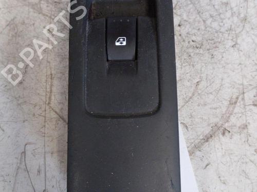 Used Right front window switch RENAULT GRAND SCÉNIC II (JM0/1_) [2004-2009]  19888926