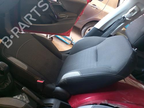 Used Right front seat PEUGEOT 208 I (CA_, CC_) 1.6 HDi / BlueHDi 75 (75 hp) 27617857