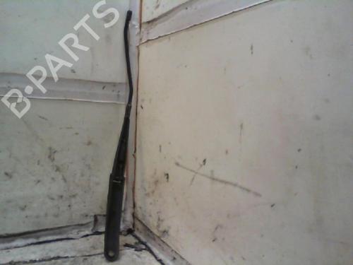 Used Front windshield wiper arm FIAT PUNTO (188_) 1.2 60 (188.030, .050, .130, .150, .230, .250) (60 hp) 19896511