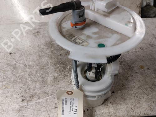 Used Fuel pump FIAT 500X (334_) 1.6 (334AXE1A) (110 hp) 21997183