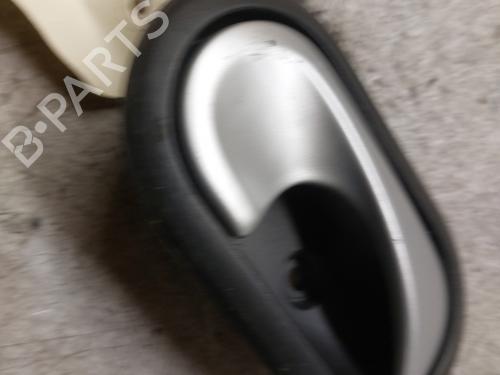 Used Front right interior door handle DACIA DUSTER (HS_) 1.5 dCi (HSMC) (107 hp) 22422072
