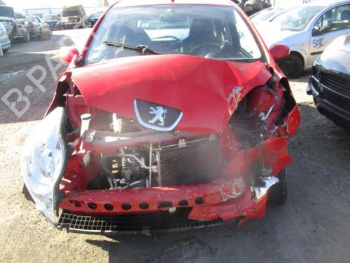 Right taillight PEUGEOT 107 (PM_, PN_) 1.0 | BP19884580C35 