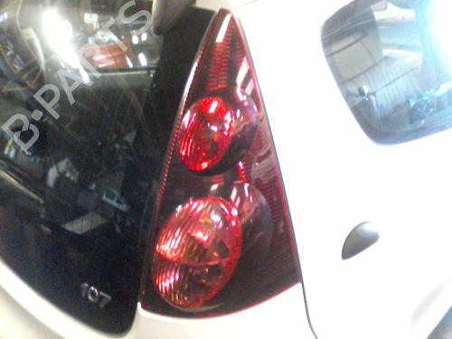 Used Right taillight PEUGEOT 107 (PM_, PN_) 1.0 (68 hp) 19891134