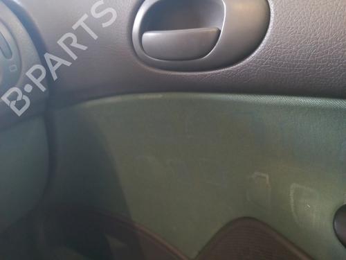 Used Front right interior door handle PEUGEOT 206 Hatchback (2A/C) 1.4 i (75 hp) 27651503