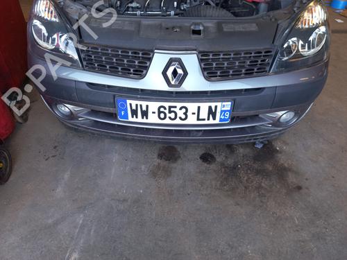 Used Front bumper RENAULT CLIO II (BB_, CB_) 1.4 16V (B/CB0P, BB13) (98 hp) 26735182