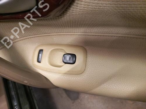 Used Right front window switch VOLVO S60 I (384) 2.4 D (126 hp) 26618633