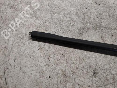 Front windshield wiper arm SEAT LEON (1P1)  | BP19882770C143 