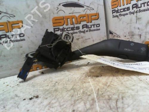 Used Steering column stalk VW TOURAN (1T1, 1T2) 2.0 TDI (136 hp) 19895898