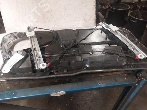 Fensterheber rechts vorne für FORD FIESTA VI (CB1, CCN) 1.4 TDCi (70 hp) 19880114