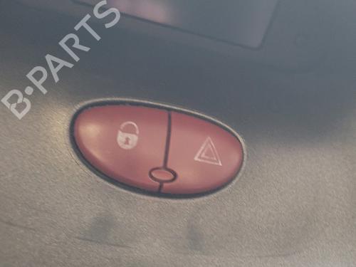 Bouton de warning PEUGEOT 206 Hatchback (2A/C) 1.4 HDi eco 70 | BP27811008I22 