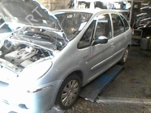 Left headlight CITROËN XSARA PICASSO (N68) 2.0 HDi | BP19896086C28 