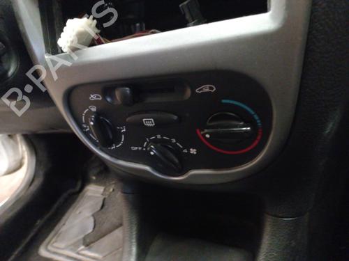 Used Climate control PEUGEOT 206 Hatchback (2A/C) 1.1 i (60 hp) 27810458