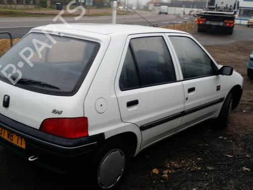 Right taillight PEUGEOT 106 II (1A_, 1C_)  | BP19899831C35 