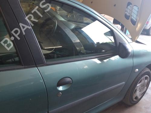 Used Right front door PEUGEOT 206 Hatchback (2A/C) 1.4 i (75 hp) 27651523