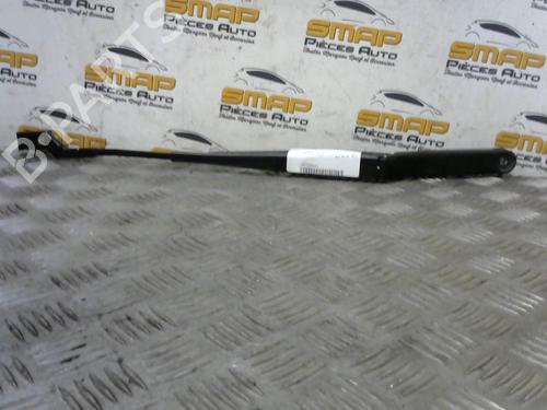 Used Front windshield wiper arm VW GOLF VI (5K1) [2008-2014]  19899022