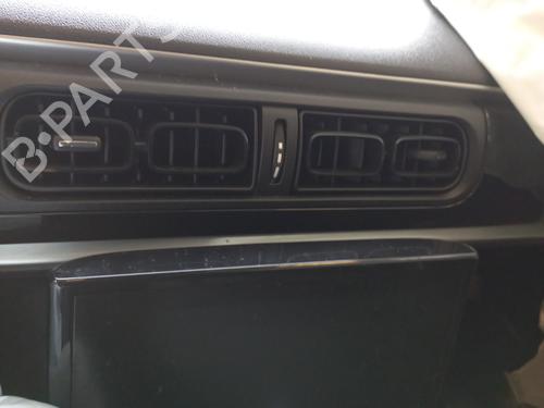Used Air vent CITROËN C3 / C3 ORIGIN III (SX) 1.2 PureTech 82 (83 hp) 26618803