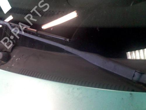 Used Front windshield wiper arm OPEL CORSA C (X01) [2000-2009]  19898418