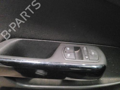 Used Left front window switch OPEL CORSA C (X01) 1.3 CDTI (F08, F68) (70 hp) 23775699