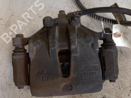 Used Right front brake caliper KIA CEE'D Hatchback (ED) 1.6 CRDi 115 (115 hp) 19883193