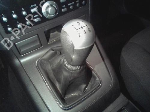 Gear lever FORD MONDEO III (B5Y)  1378326