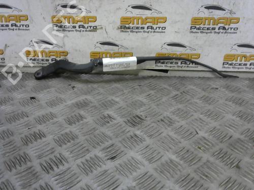 Used Front windshield wiper arm PEUGEOT 106 I (1A, 1C) 1.1 (60 hp) 19894993