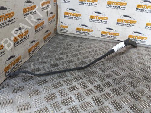 Used Front windshield wiper arm RENAULT MEGANE II (BM0/1_, CM0/1_) [2001-2012]  19890067
