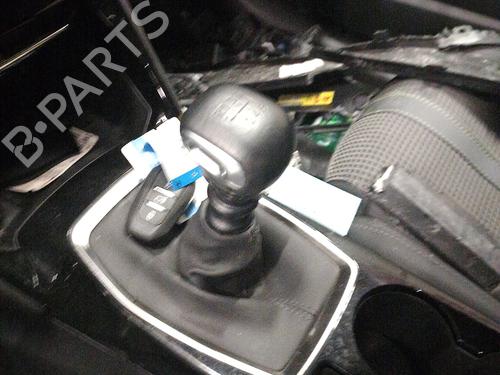 Used Gear lever PEUGEOT 208 II (UB_, UP_, UW_, UJ_) 1.2 PureTech 100 (101 hp) 23774533