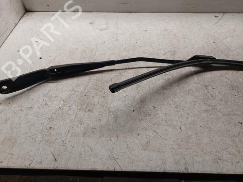 Front windshield wiper arm VOLVO V70 III (135)  31276002