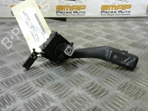 Used Steering column stalk VW GOLF VI (5K1) [2008-2014]  19883779
