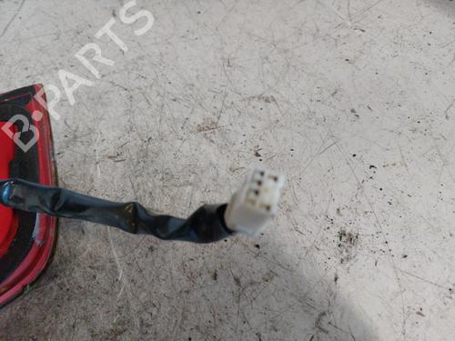 Høyre baklys TOYOTA RAV 4 II (_A2_) 2.0 D 4WD (CLA20_, CLA21_, CLA20R, CLA21R) | BP19880326C35 