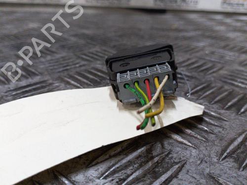 Used Left front window switch CITROËN XSARA PICASSO (N68) 2.0 HDi (90 hp) 19880616