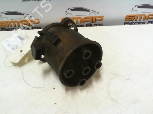 Used Ignition distributor VW POLO III (6N1) 60 1.4 (60 hp) 21975360